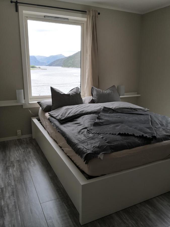 Old School Pa Eidslandet - Exclusive Apartment Экстерьер фото