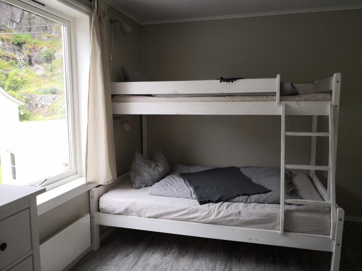 Old School Pa Eidslandet - Exclusive Apartment Экстерьер фото