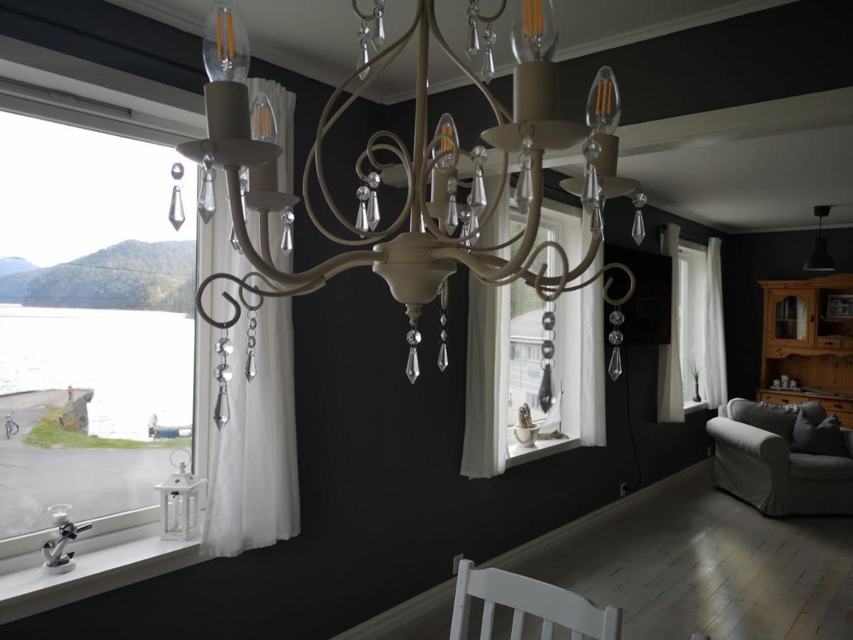 Old School Pa Eidslandet - Exclusive Apartment Экстерьер фото